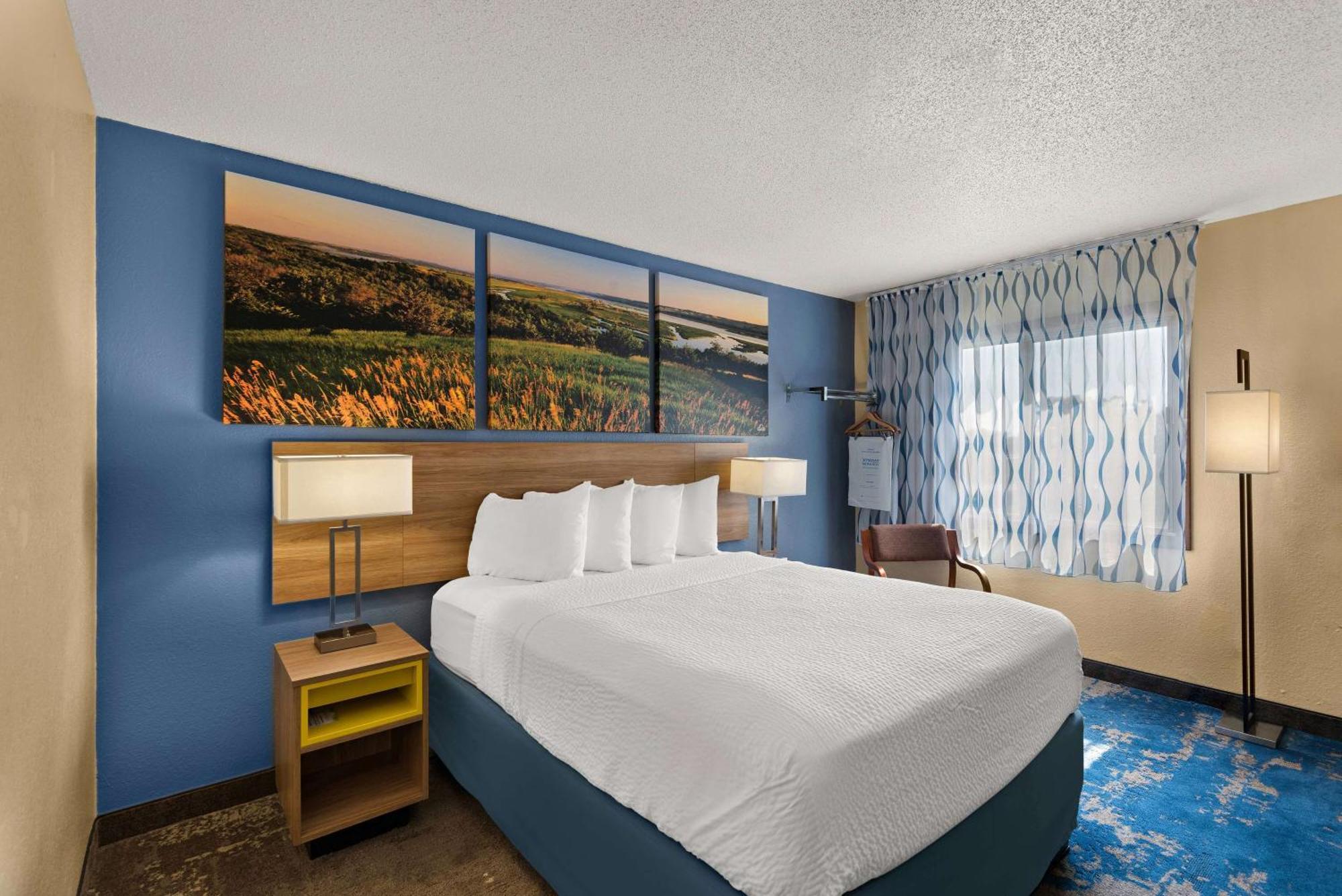 Days Inn By Wyndham Newton Buitenkant foto